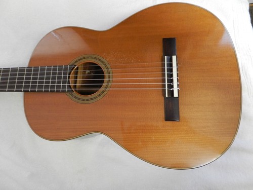 Classical Acoustic Guitar Recent Model No Label Mahogany Neck and Red Cedar Top - Picture 3 of 22