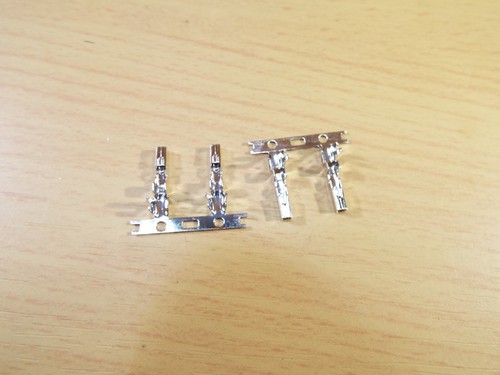 QTY 25 AMP TE 177915-1 FEMALE CRIMP TERMINAL SOCKET CONNECTOR POWER DOUBLE LOCK - Picture 19 of 20