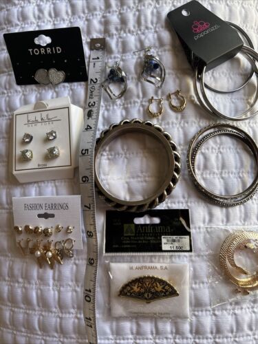 Piccolo lotto 21 pezzi nuovi e vintage gioielli moda orecchini bracciali spilla serpente - Foto 22 di 23