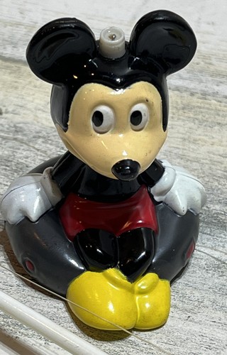 Caña de pescar y carrete flotante Zebco de colección Disney Mickey Mouse - Imagen 5 de 9