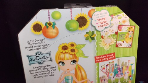 UNGEÖFFNET La Dee Da Cyanne als Sonnenblume platzt Garten Tee Party süßes Outfit! - Bild 8 von 13