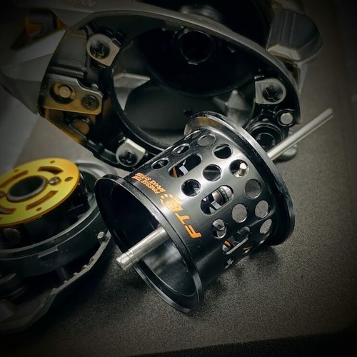 Carrete de baitcast usado SHIMANO【16 ALDEBARAN BFS XG】R-H 8.0:1 Gear "Ex+"cond. Con caja - Imagen 17 de 18