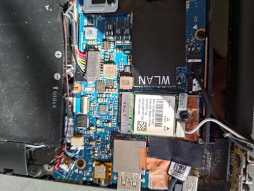 ** SPARES & REPAIRS ** Dell Laptop XPS 13 9360 2K QHD Touchscreen i7-8550u - Picture 4 of 8