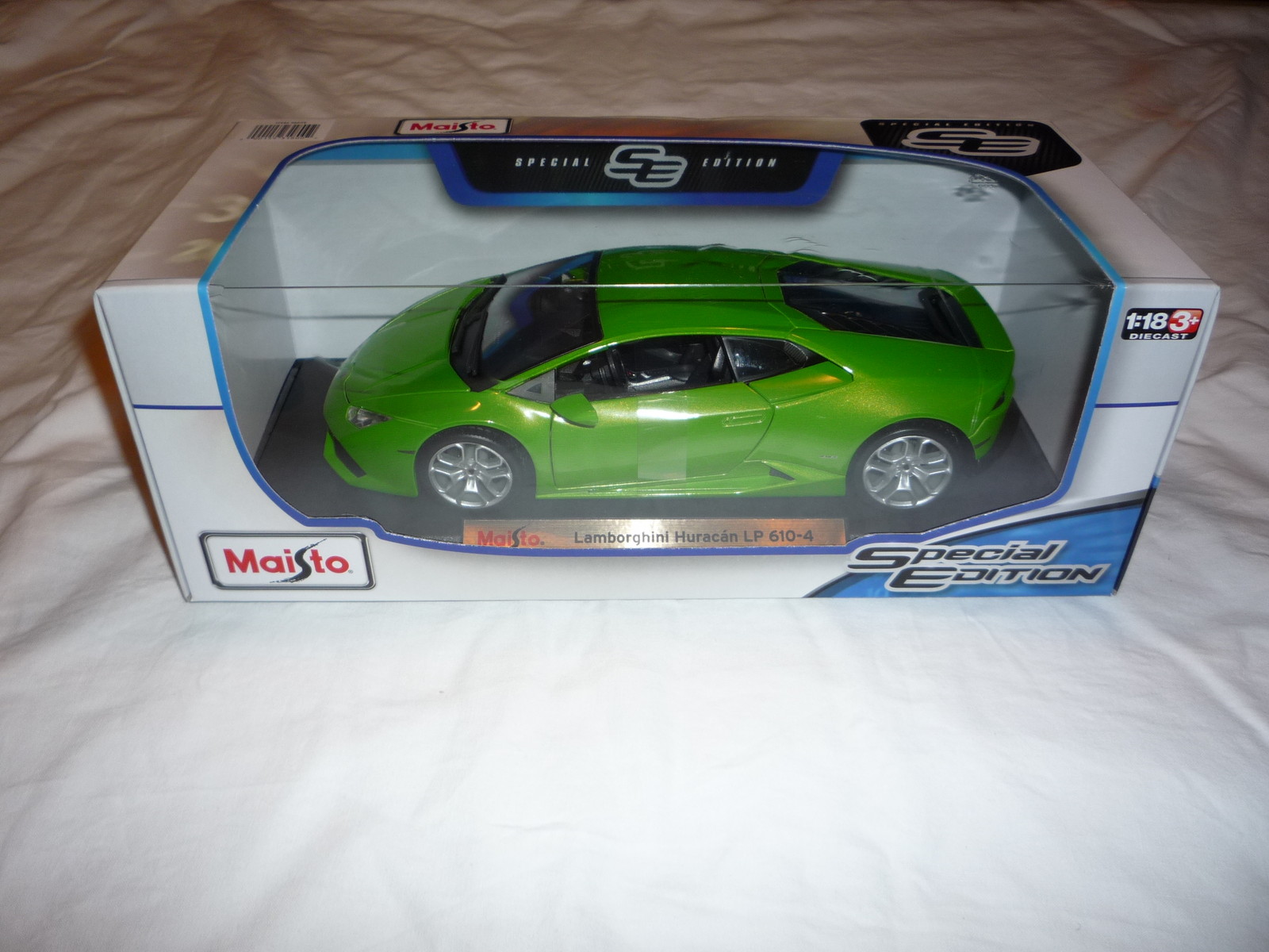 Green Lamborghini Huracan LP 610-4 Green Lamborghini Huracan LP 610-4