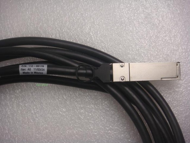 NetApp QSFP-QSFP X6557-R6 0.5 Half Meter 1.5ft External SAS Cable 112-00176