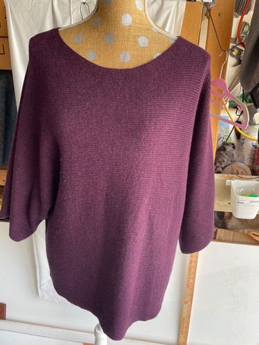 Eileen Fisher pullover sweater size medium 100% merino wool