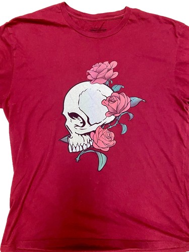 DESIGN BY HUMANS Mens XL Red Short Sleeve T-Shirt—Skull And Rose—Artist Designed - Picture 2 of 3