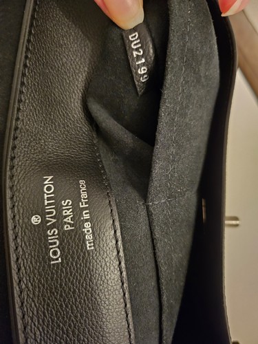Louis Vuitton Lockme Ever Schwarz Leder mit Pythonleder - Bild 9 von 14
