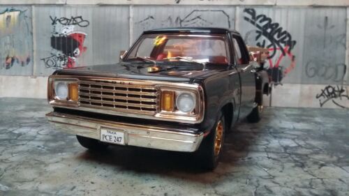 1:18 Ertl 1978 Dodge Warlock pick up - Foto 4 di 18