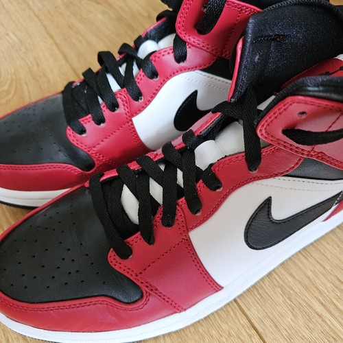 Nike Air Jordan 1 mid Chicago Black Toe Size Uk 8.5 - Bild 2 von 9