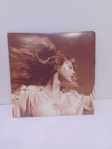 Taylor Swift - Fearless (Taylor's Version) 3-LP Red Vinyl  (VG) - Picture 1 of 10
