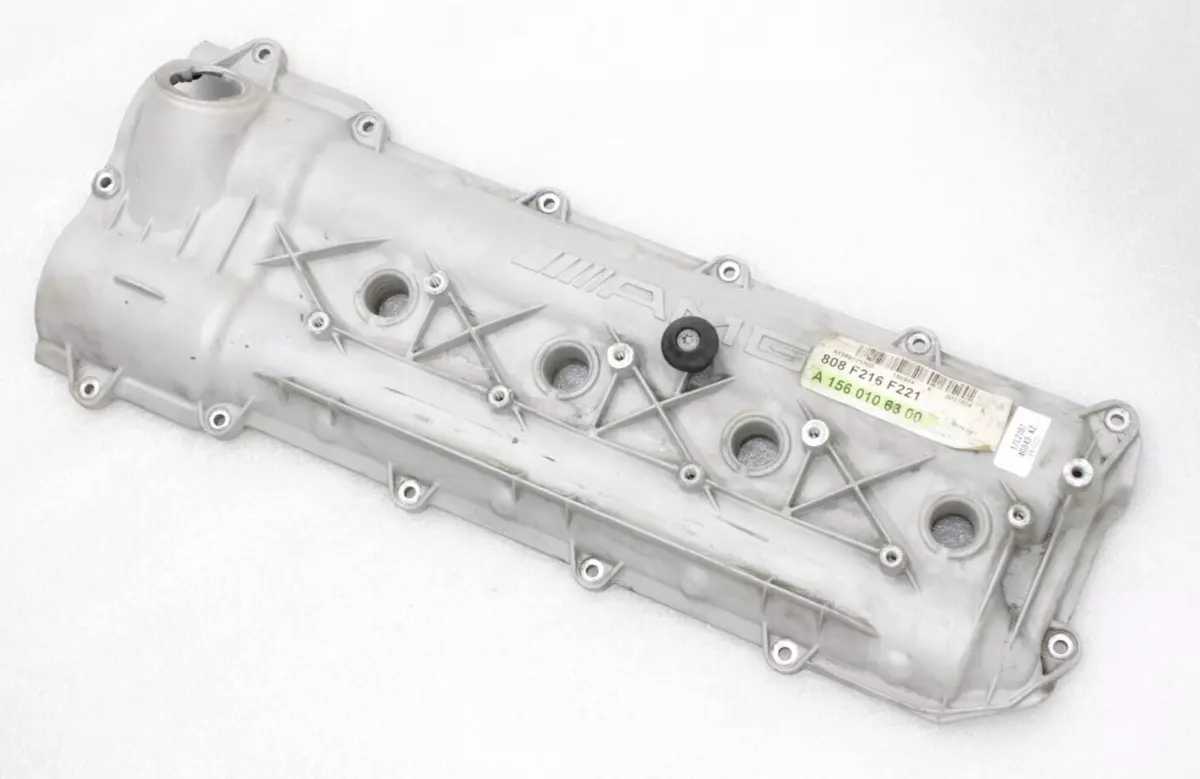 Original Mercedes Benz AMG M156 (156.984) Ventildeckel Links 