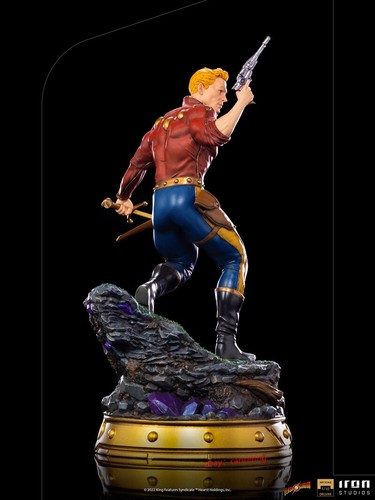 Iron Studios 1/10 Flash Gordon Deluxe Collectible Static Figure Statue Model - Picture 16 of 17