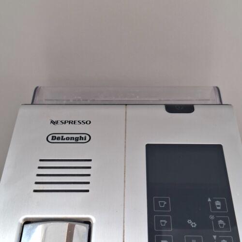 Macchina da caffè DeLonghi EN750.MB Lattissima Pro Nespresso - Foto 2 di 15
