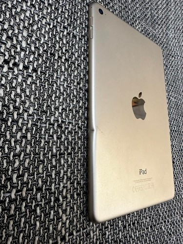 Apple iPad mini 4 32GB Unlocked Wi-Fi Broken Screen Touch is Working Tablet - Afbeelding 7 van 10