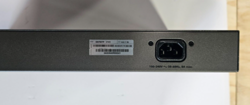 NetGear Prosafe 48-Port Gigabit Switch w/ PoE and 4 SFP Ports, (GS752TP) - Afbeelding 4 van 5