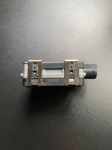 Mercedes-Benz Radar Sensor Distronic Radar Sensor A0009052616 original - Picture 5 of 7