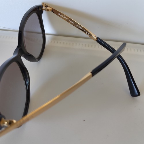 Gafas de sol Ralph By Ralph Lauren modelo RA5309U negras/doradas - Imagen 3 de 6