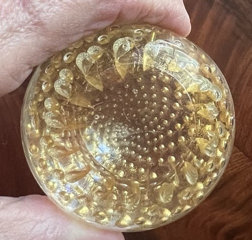 Art Glass Paperweight with 14k Gold Dust and Bubble Inclusions - Picture 3 of 3