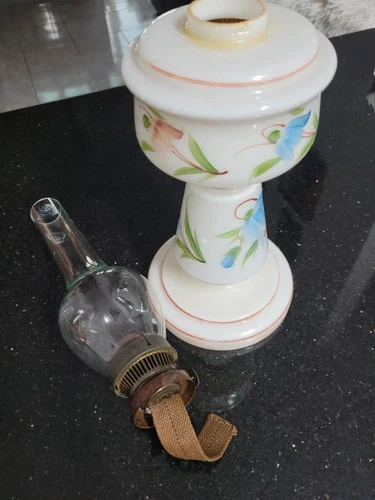 KEROSENE LAMP ANTIQUE FROM 1961