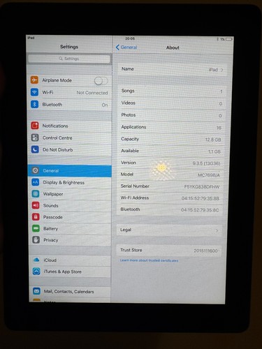 Apple iPad 2 9.7in 16GB Wi-Fi Tablet - Black not tested - Picture 3 of 3