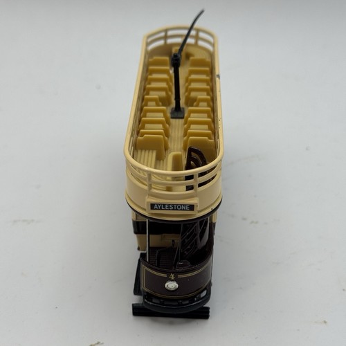 Corgi Classics Collector Club Leicester Open Top Tram Set 36602 - Picture 5 of 7