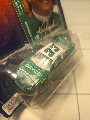 NIB Winners Circle Ken Schrader #33 Dayco/APR 1/64 1998 Nascar Diecast - Picture 5 of 6