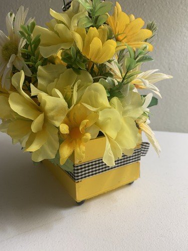 Mini cajón de madera Bee Happy bandeja en niveles decoración abejas flores amarillas primavera nuevo - Imagen 3 de 9