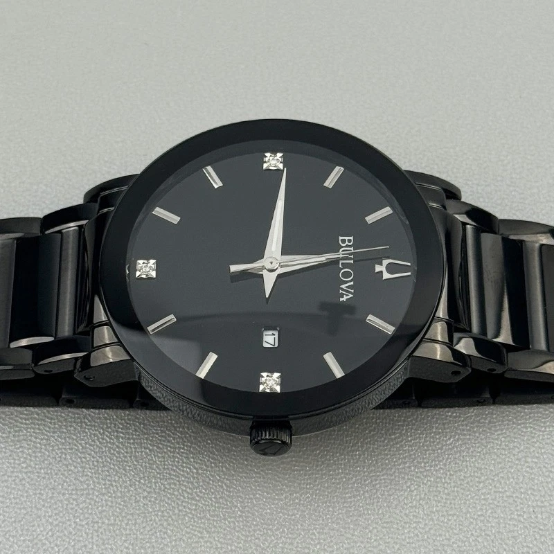 Bulova Futuro Moderno 98D144 Cuarzo Calendario Hombre Reloj Negro Diamante Cuadrante 42MM Foto 4 de 4