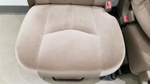 03 GMC SIERRA 2500 SLE AE7 FRONT SEAT SET PAIR TAN CLOTH - Picture 2 of 12