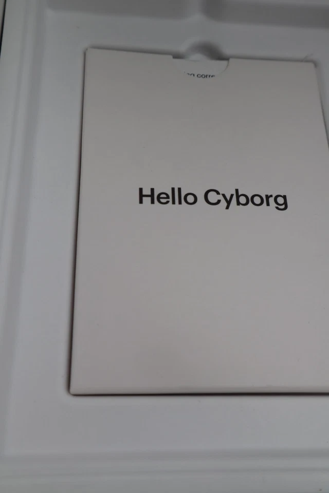 Ultrahuman Ring Air size 10 Gold New in open box fitness tracking ring bluetooth - Image 4 of 4