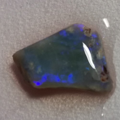 Impressive 4.35CTS Semi Black CRYSTAL OPAL ROUGH Lightning Ridge - Bild 2 von 5