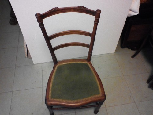 sedia antica in faggio con torniture,imbottita - Foto 3 di 5