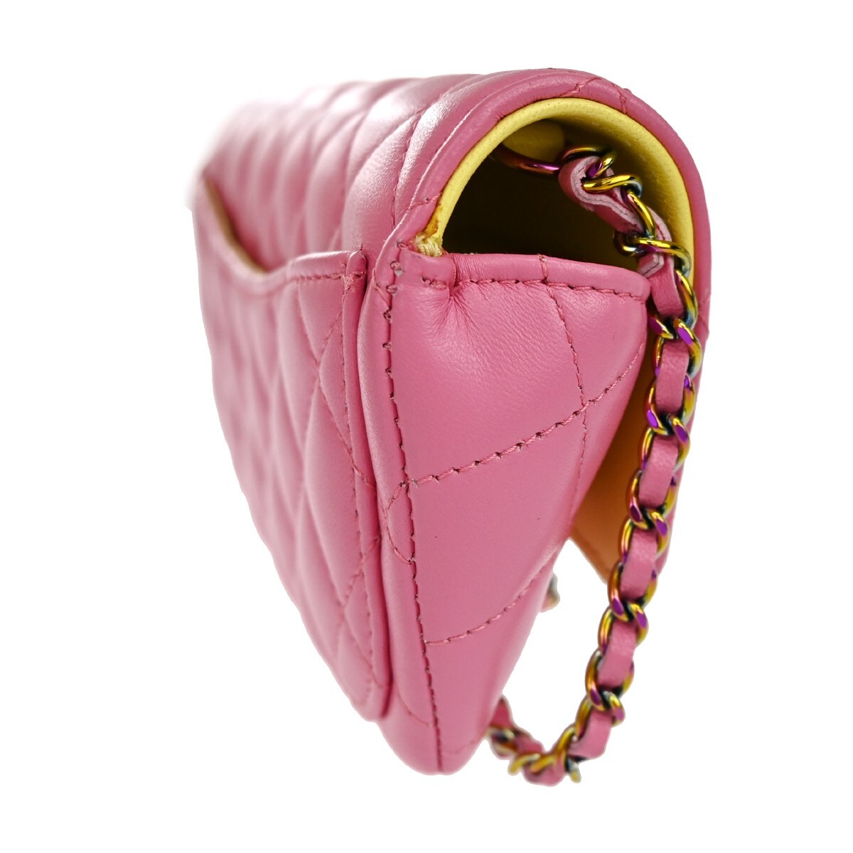 CHANEL アクセサリーポーチ Pouches and Cases - Small Leather Goods — Mode | CHANEL