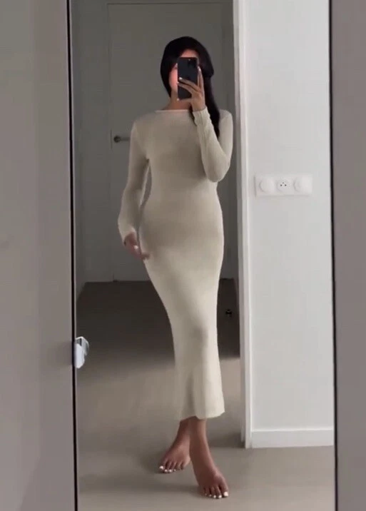 VESTIDO LARGO DE PUNTO ZARA CON DETALLE DE HILO METALIZADO DORADO TALLA L Foto 2 de 4