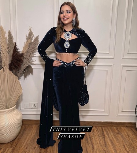 PARTY WEAR LEHNGA CHOLI DESIGNER PARTY DRESS INDIAN BOLLYWOOD LEHNGA SARI SAREE - Picture 1 of 8