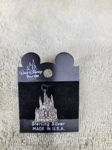 DISNEY 3-D LG. CASTILLO DE CENICIENTA PLATA ESTERLINA .925 COLGANTE ENCANTO *NUEVO* PANDORA - Imagen 2 de 2