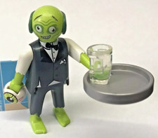 PLAYMOBIL 70734 Serie 22 - Zombie Kellner