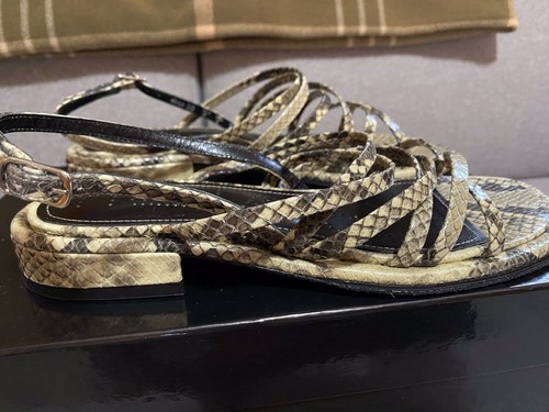 Neu im Karton Free Lance Paris Damen-Riemchensandalen Schlangenmuster Größe 38 8 hergestellt in Frankreich 395 $ - Bild 1 von 3