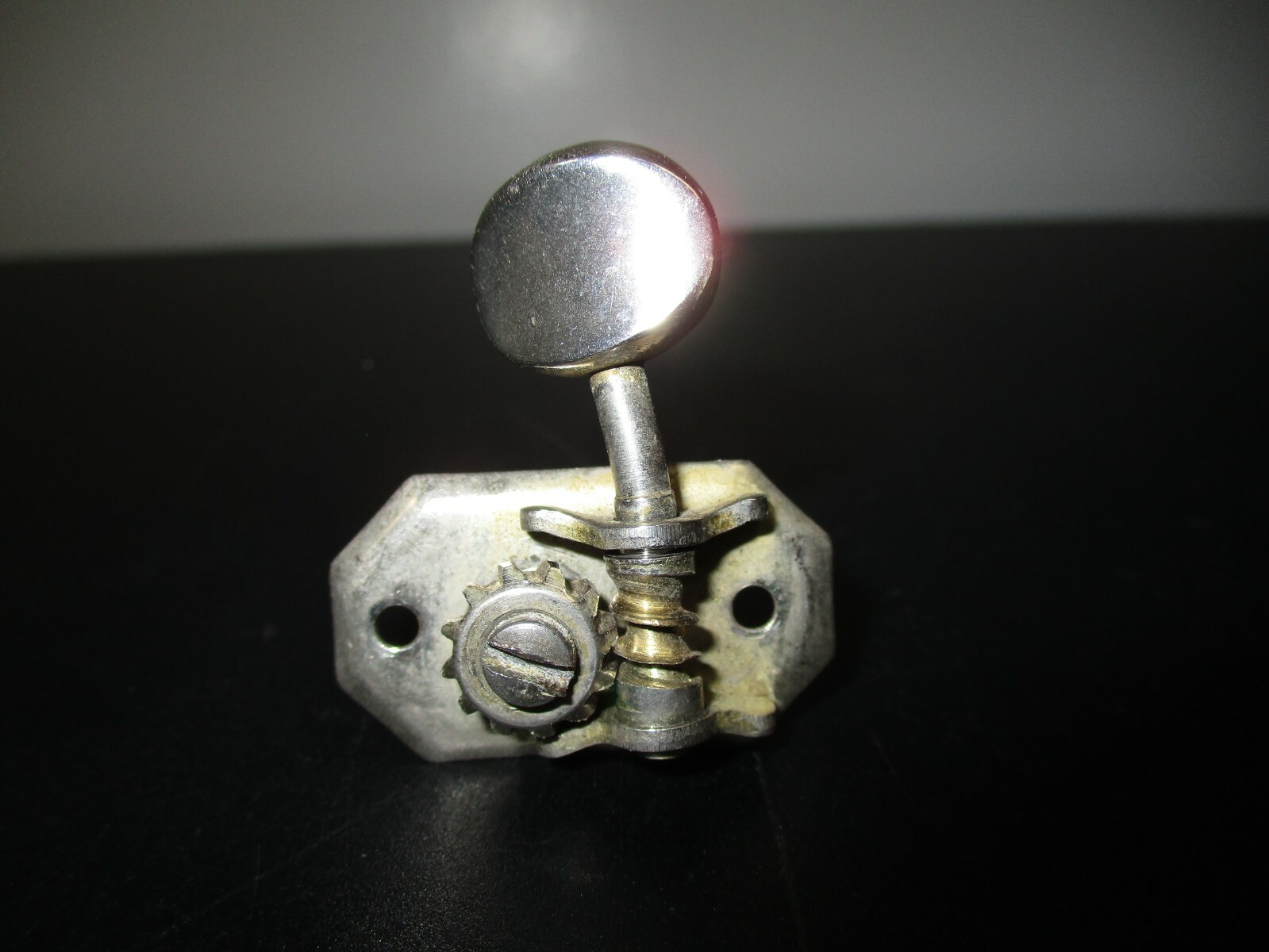 Picture 1 of 6