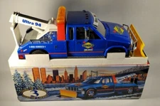 1996 Collector's Edition Sunoco Tow Truck with Snow Plow Third of a Series t716
