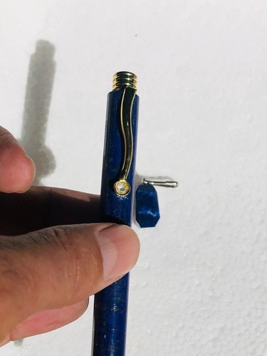 Penna inchiostro blu pietra naturale lapislazzuli ballapoint fatta a mano con ciondolo blu - Foto 6 di 15