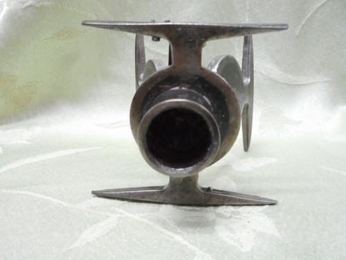 Vintage Brutalist MCM Iron Candle Holder UNIQUE & BOLD - Picture 5 of 9