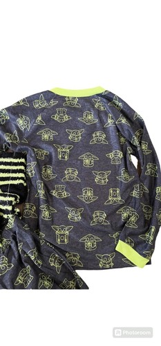 Star Wars Mandalorian Small 6/ 7 Grogu Baby Yoda Pajama Set Shirt Pants Socks - Picture 3 of 6