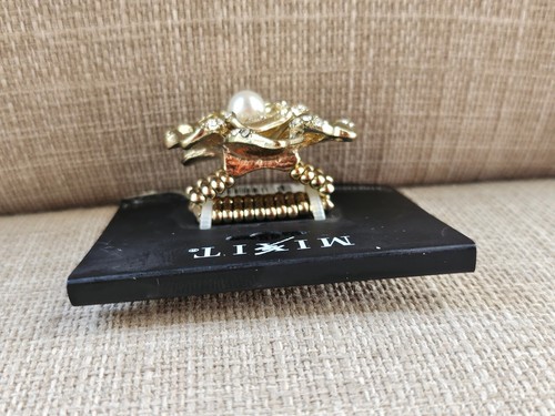 Mixit Women Rings Flower Shape Gold Tone Fashion Jewelry Stretchable Ring NWT - Picture 6 of 11