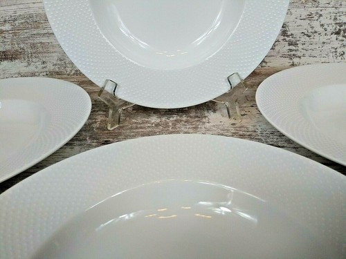 4 Gorgeous Crate & Barrel Japan Tamiko White Large Rim Soup Bowls Embossed Dots - Picture 12 of 12