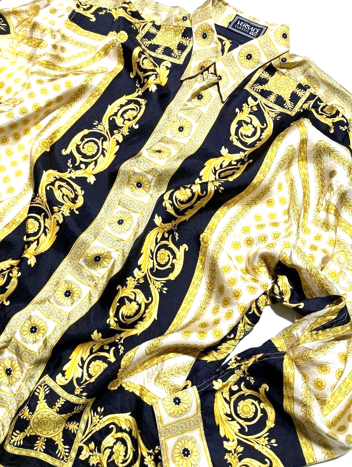 GIANNI VERSACE VINTAGE '98 100% SILK PRINTED SHIRT MEN BAROQUE EAGLE GOLD  ITALY