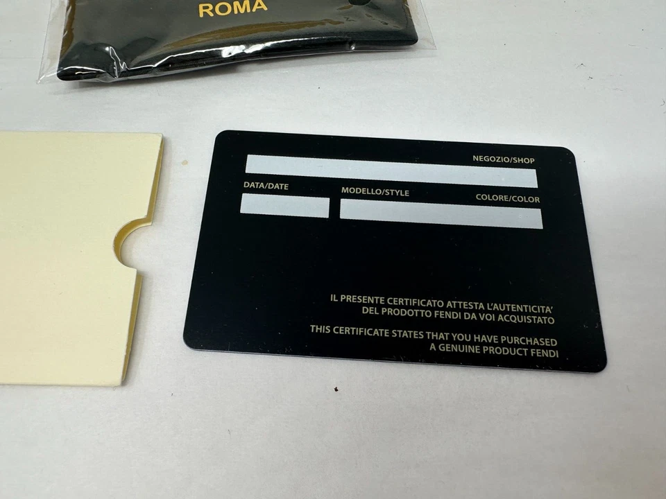 NOVO Autêntico Óculos de Sol Fendi Roma Caixa de Óculos Preta Estojo Macio Bolsa Pano - Imagem 4 de 4