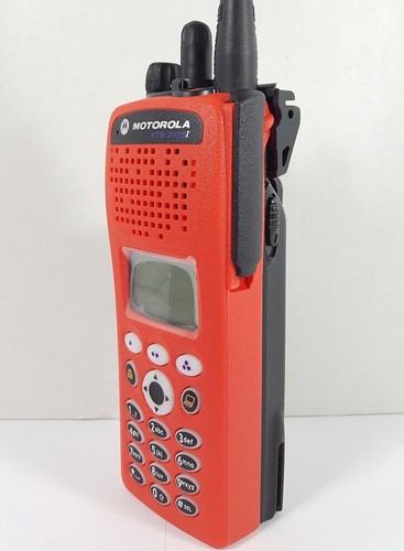 Motorola XTS2500 III 700 800 MHz P25 Digital Trunking Two Way Radio H46UCH9PW7BN - Picture 3 of 6