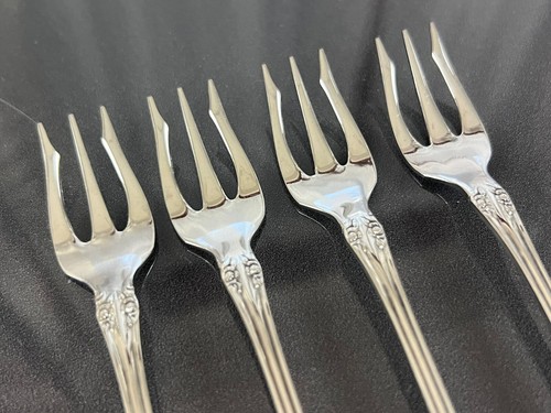 4 Oneida Community BRAHMS Cocktail FORKS  NOS ~NEW~ 18/8 - Picture 2 of 5